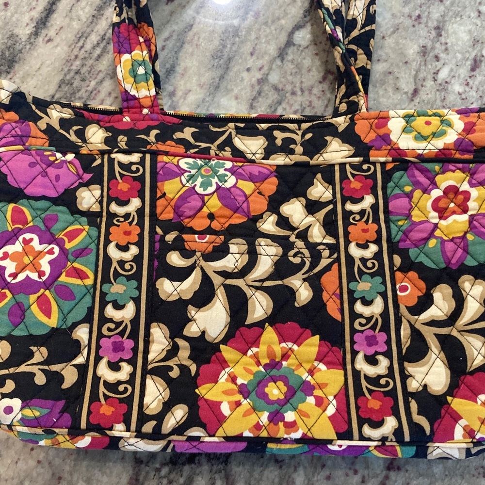 Vera Bradley Suzani Multicolor Floral Quilted Bag